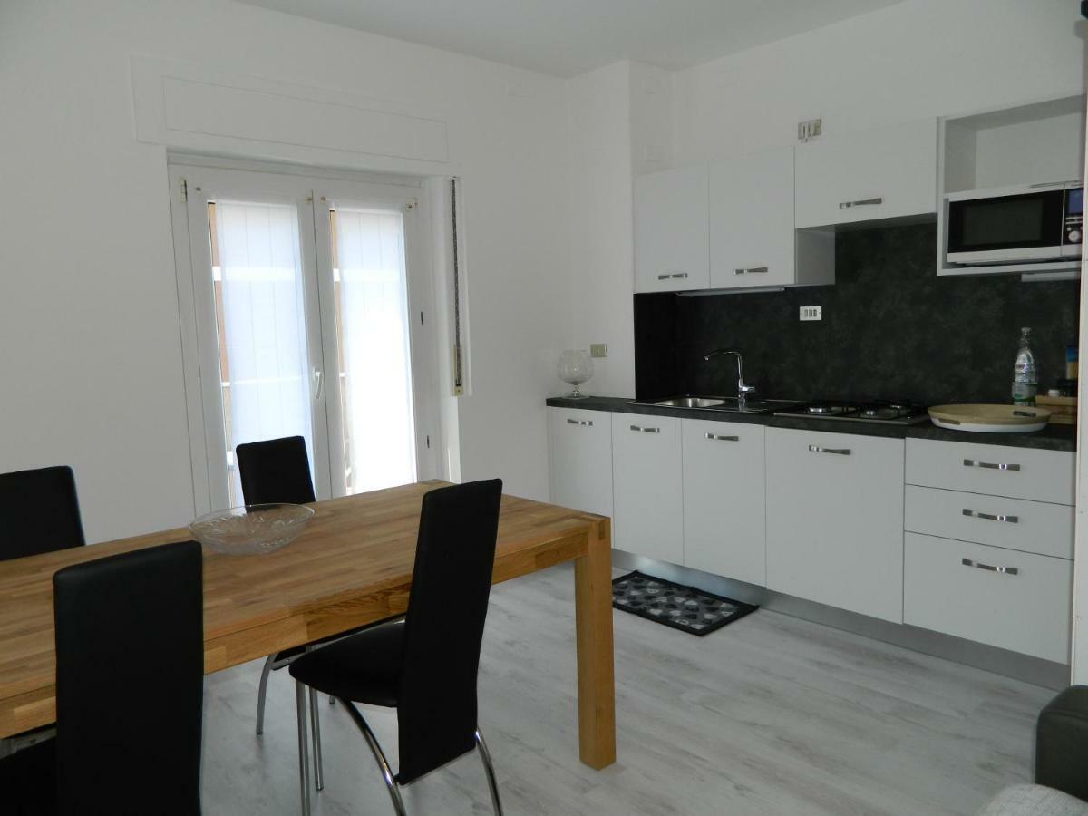 Wind Apartment Torbole Sul Garda Exterior photo